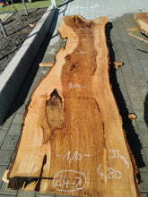Lade das Bild in den Galerie-Viewer, Massivholztisch Eiche